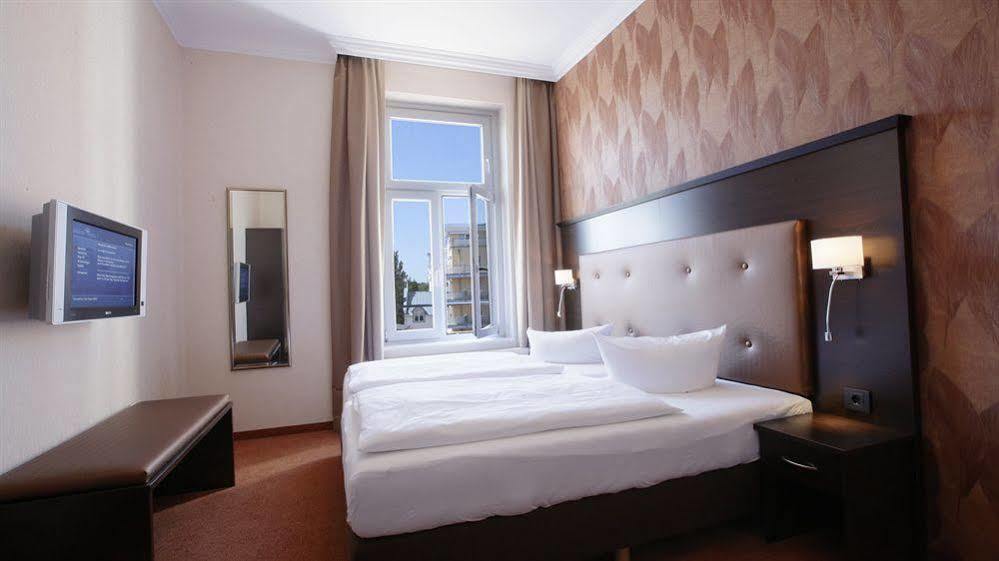 Strand- Und Wellnesshotel Preussenhof Zinnowitz Exterior foto